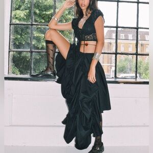 NWT The Venus Maxi Skirt Black